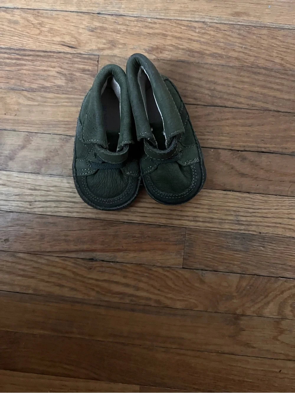 Robeez 3/6 Olive Green Leather Moccasin Shoes